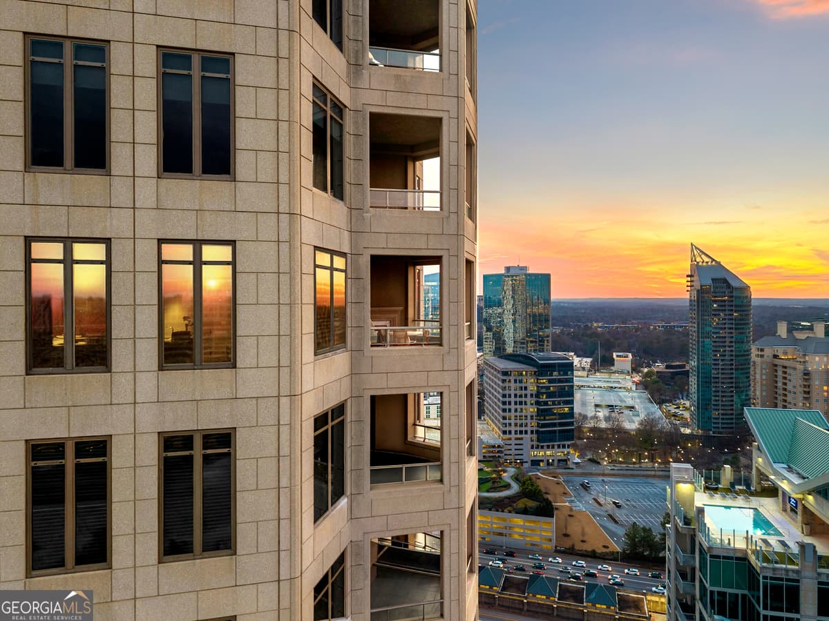 Waldorf Astoria Residences · 3376 Peachtree Road NE # 41A, Atlanta GA 30326