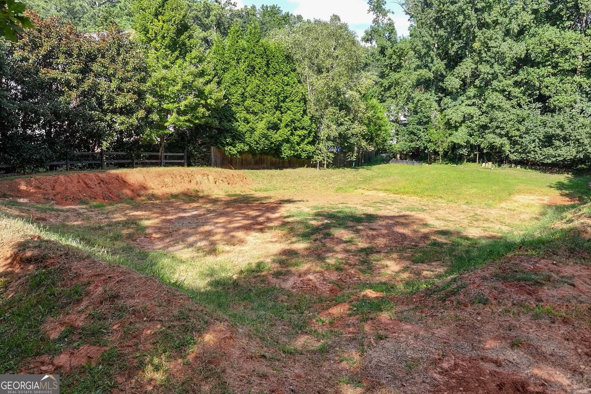 BARRINGTON HALL · 383 Westside Drive # 13, Roswell GA 30075