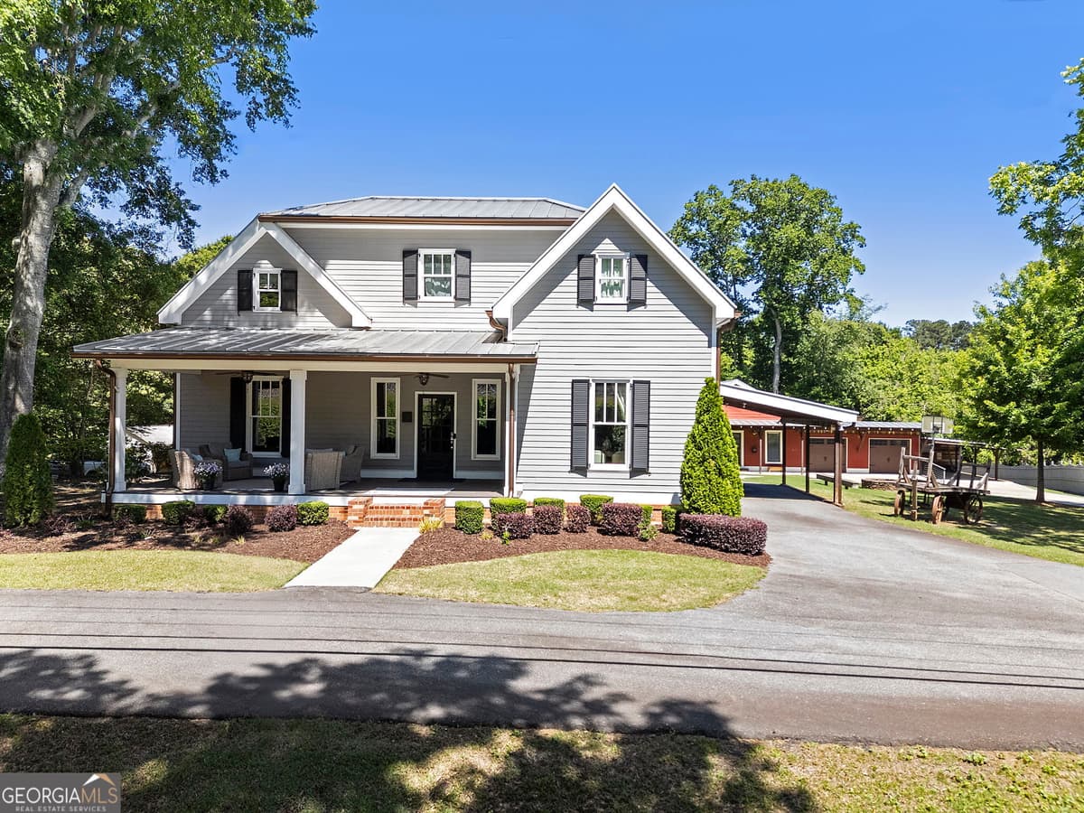 527 Main Street, Suwanee GA 30024