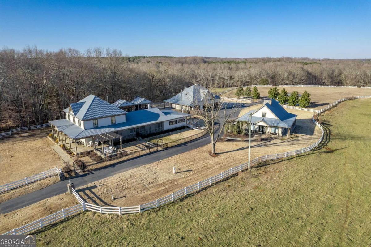 7527 Highway 326, Commerce GA 30530