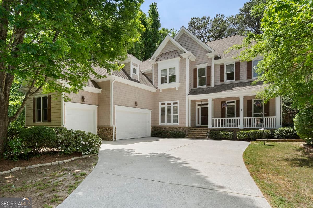 Cottages at Lakeview · 3698 Lakeview Drive, Tucker GA 30084