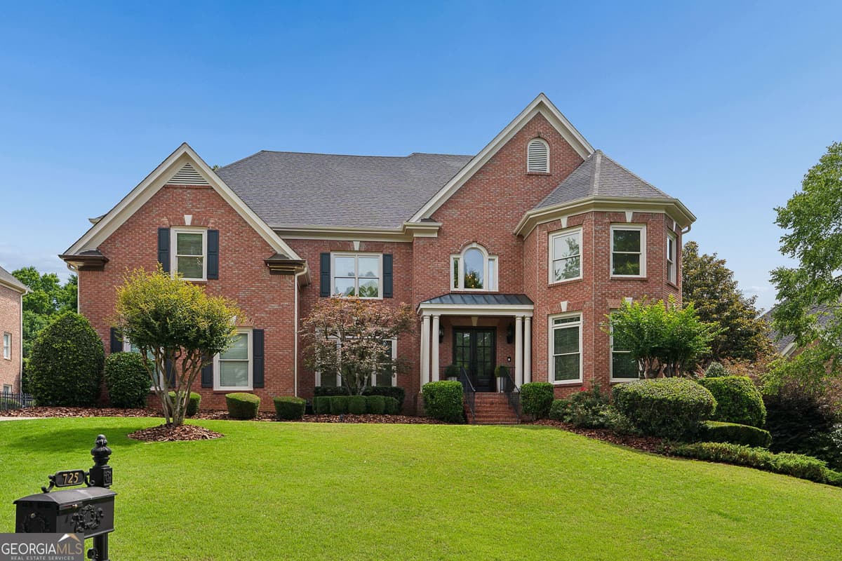 THE FALLS OF AUTRY MILL · 725 Pine Leaf Court, Johns Creek GA 30022