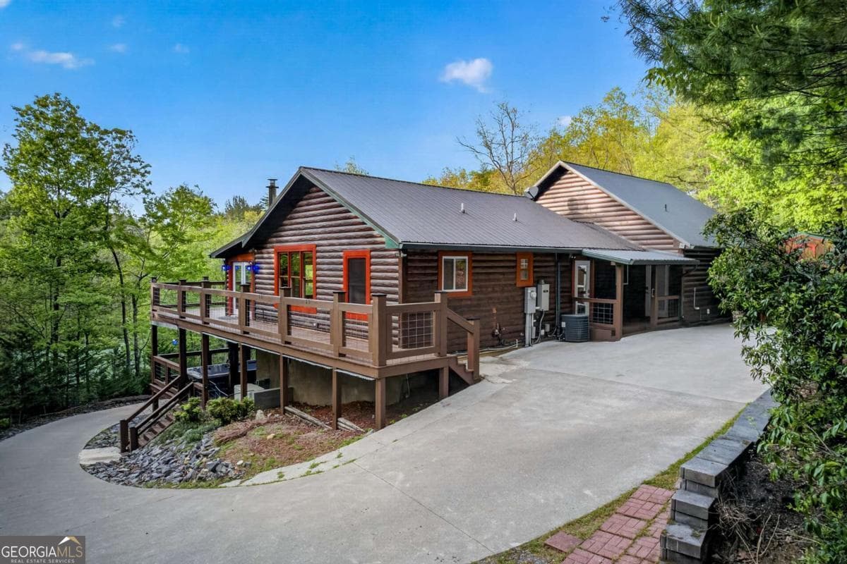 The Forest Has Eyes · 19 The Forest Road, Blue Ridge GA 30513