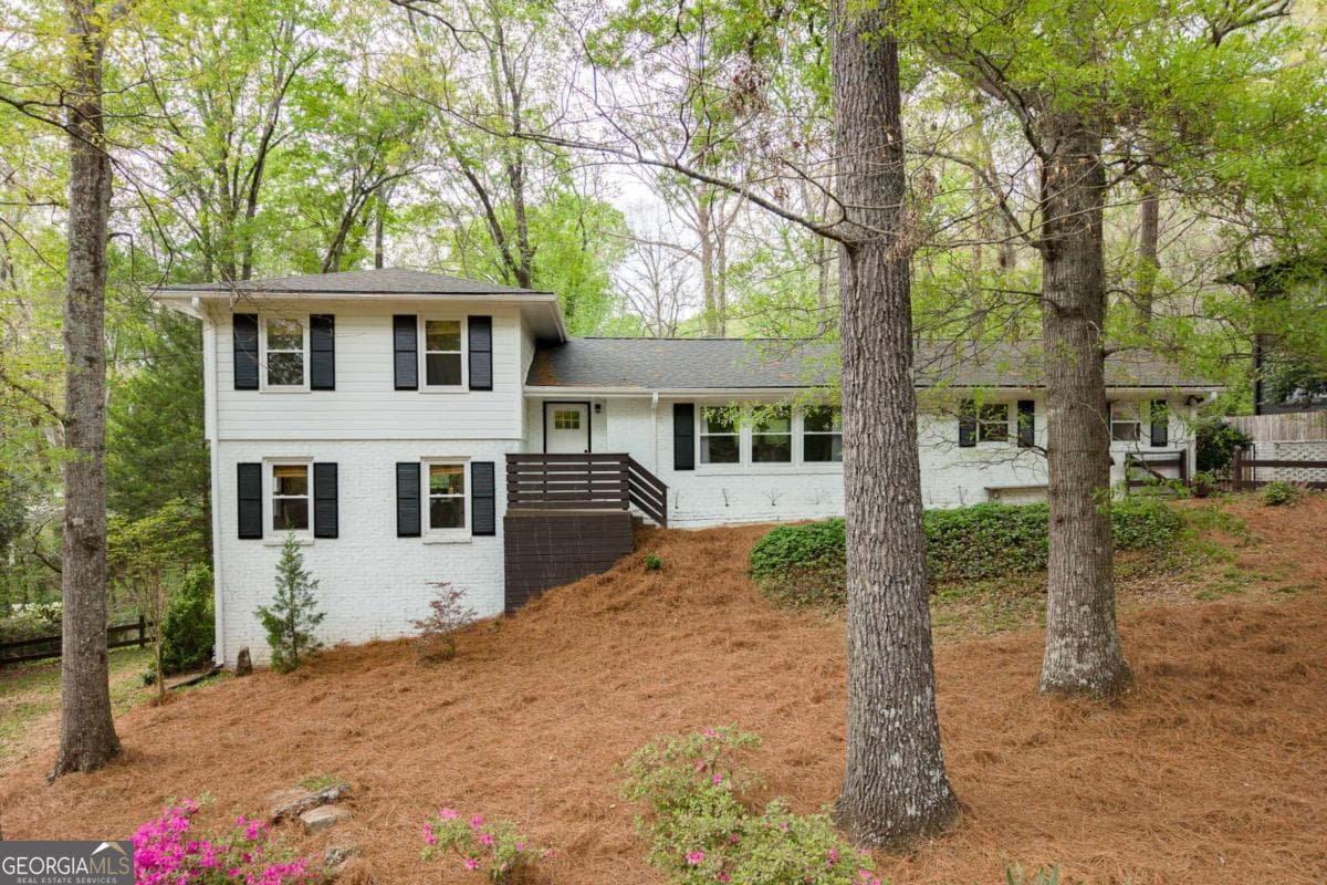 Riverside Hills · 130 Oakdale Road, Athens GA 30606