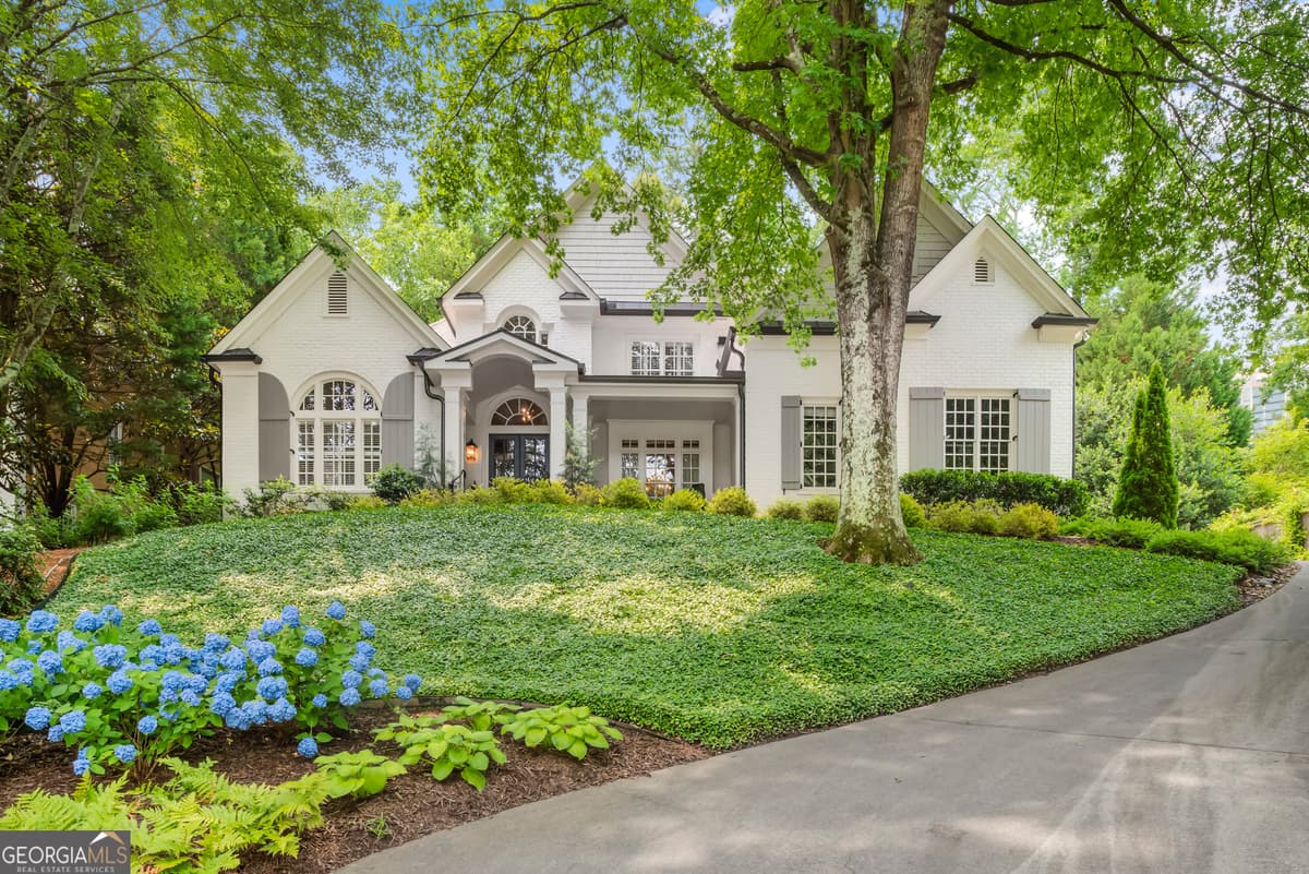 Carlton Ridge · 885 Carlton Ridge NE, Atlanta GA 30342