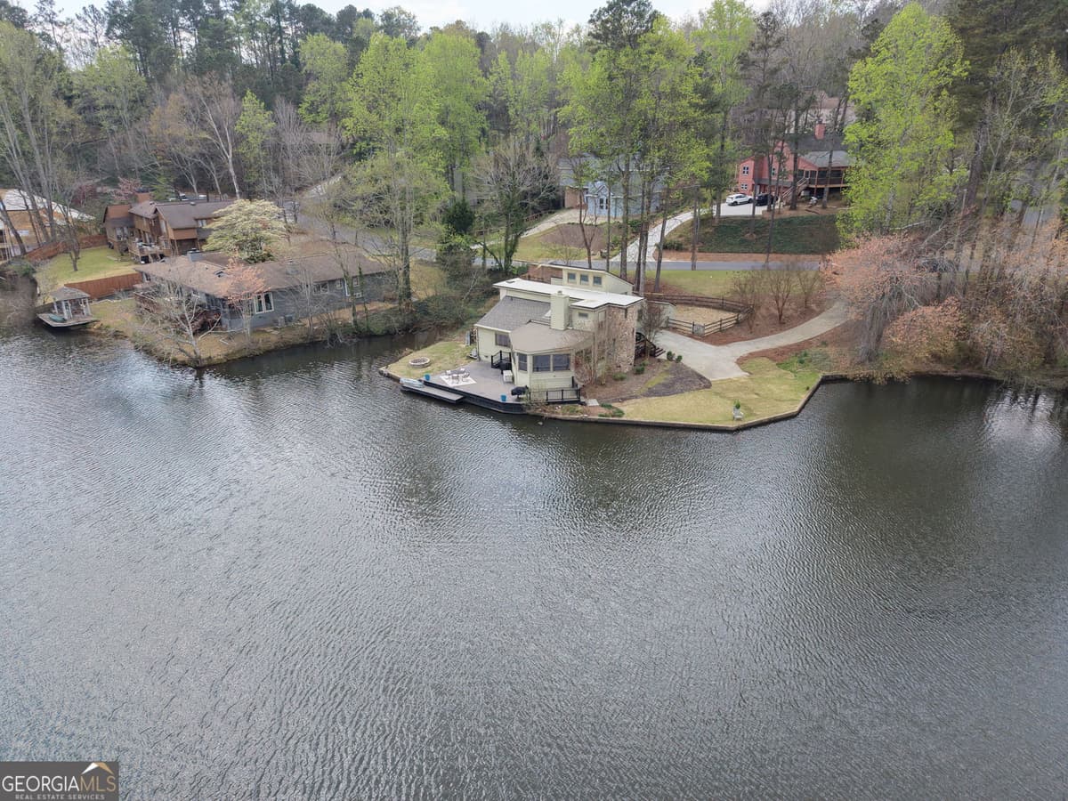 Loch Highland · 3850 Loch Highland Parkway NE, Roswell GA 30075