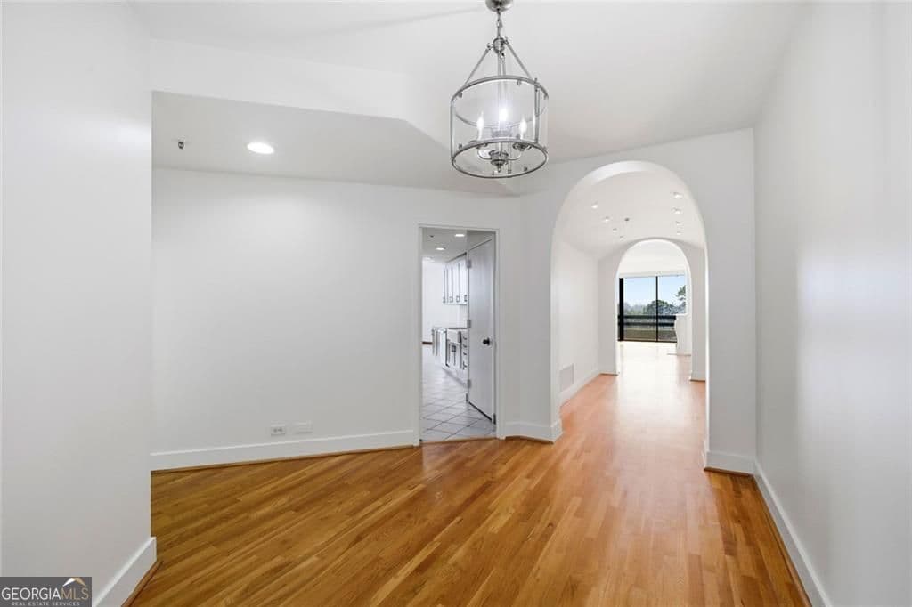 Park Place On Peachtree · 2660 Peachtree Road NW # 9G, Atlanta GA 30305