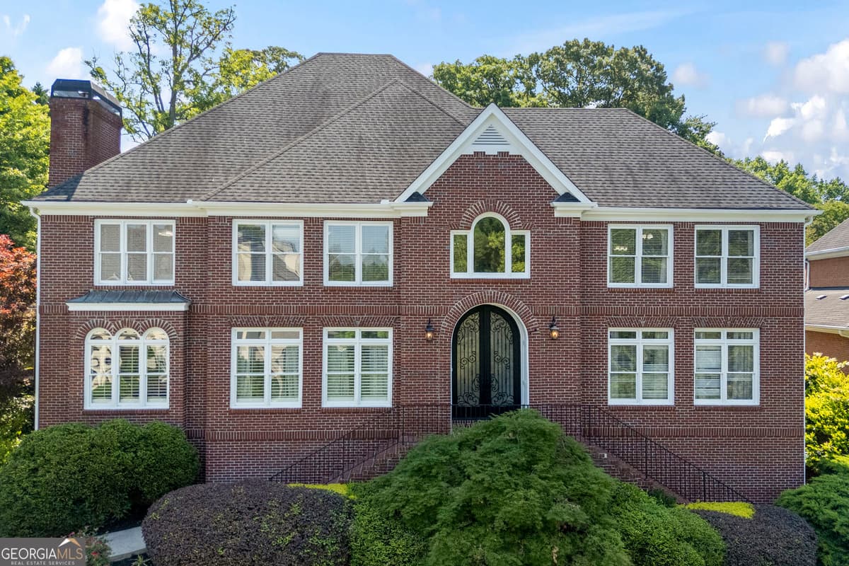 The Gates at Vinings · 2306 Garden Park Drive SE, Smyrna GA 30080