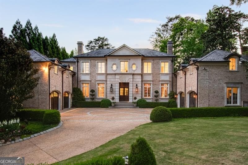 Chastain Park · 4010 Powers Ferry Road NW, Atlanta GA 30342