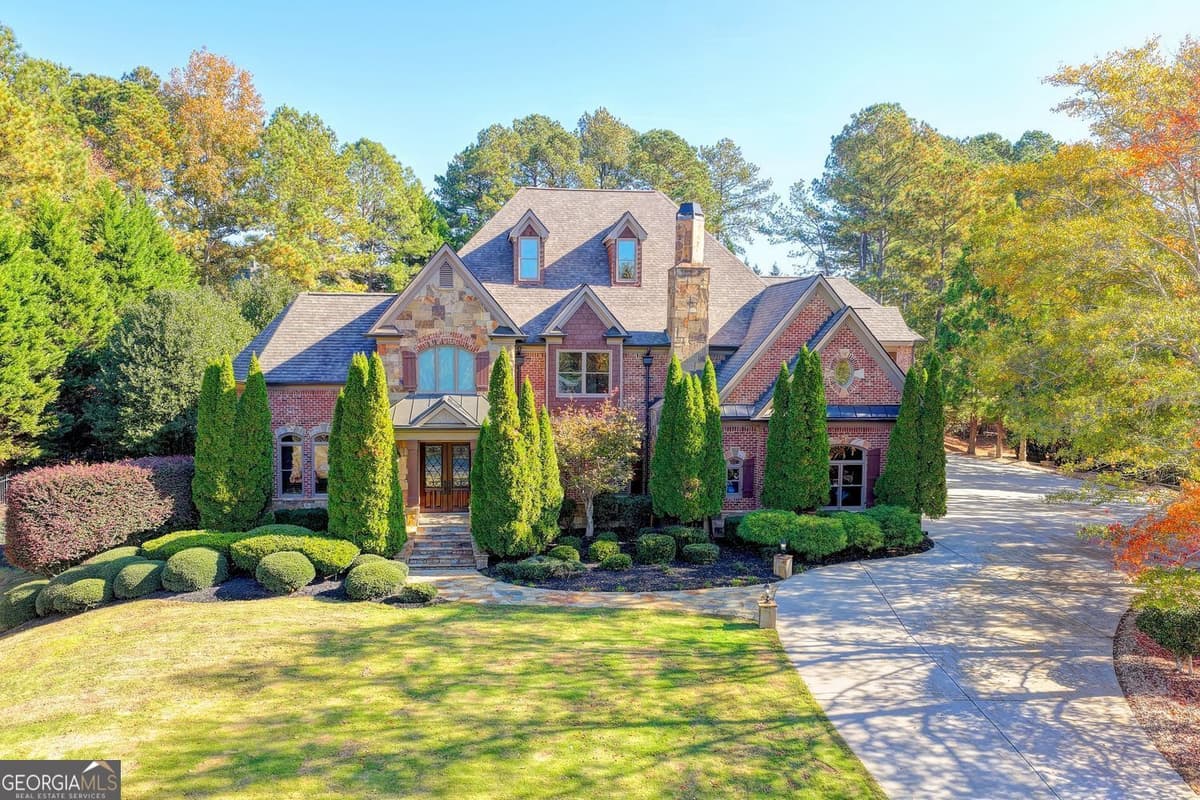CHATEAU ELAN · 5669 Legends Club Circle, Braselton GA 30517
