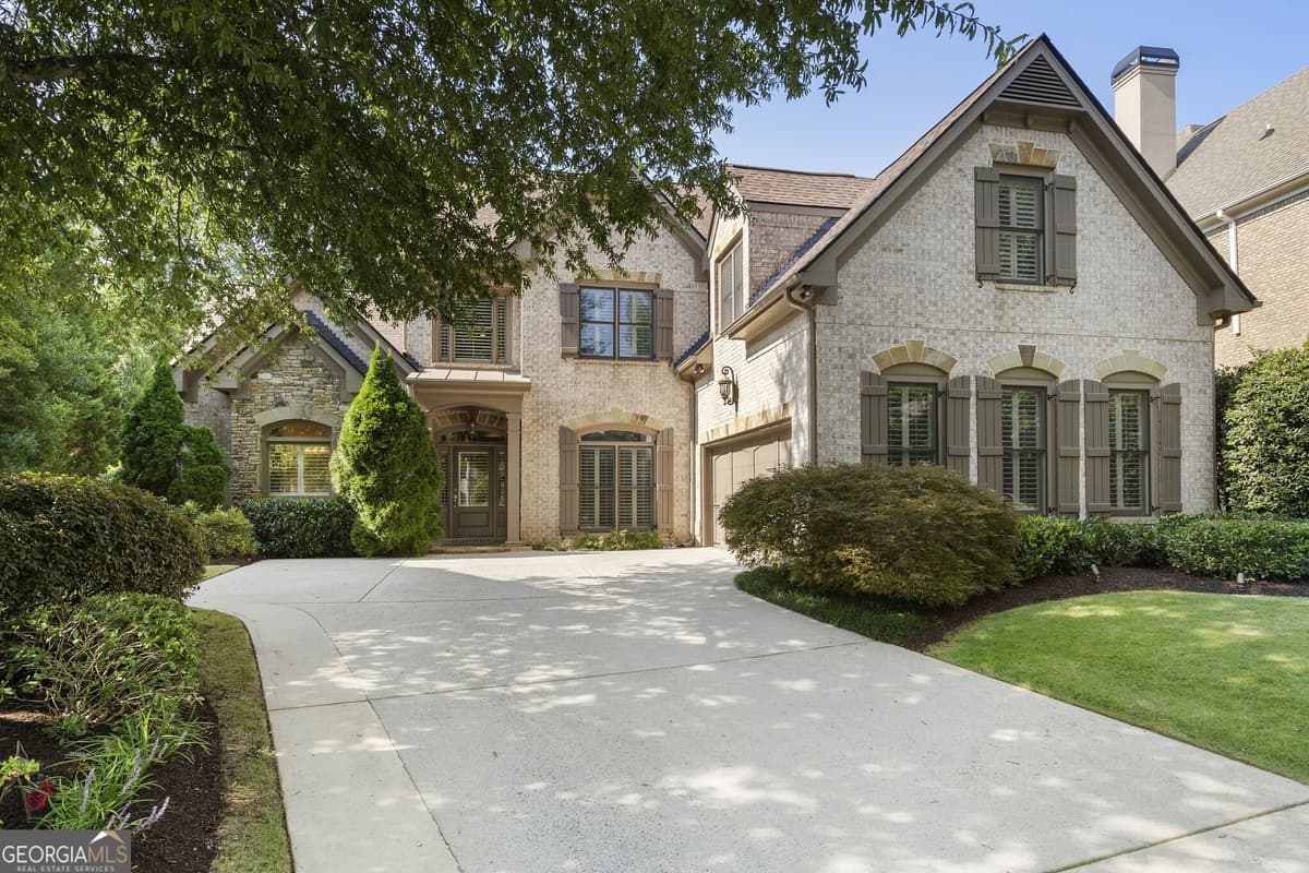 Stratford Manor · 7922 Stratford Lane, Sandy Springs GA 30350