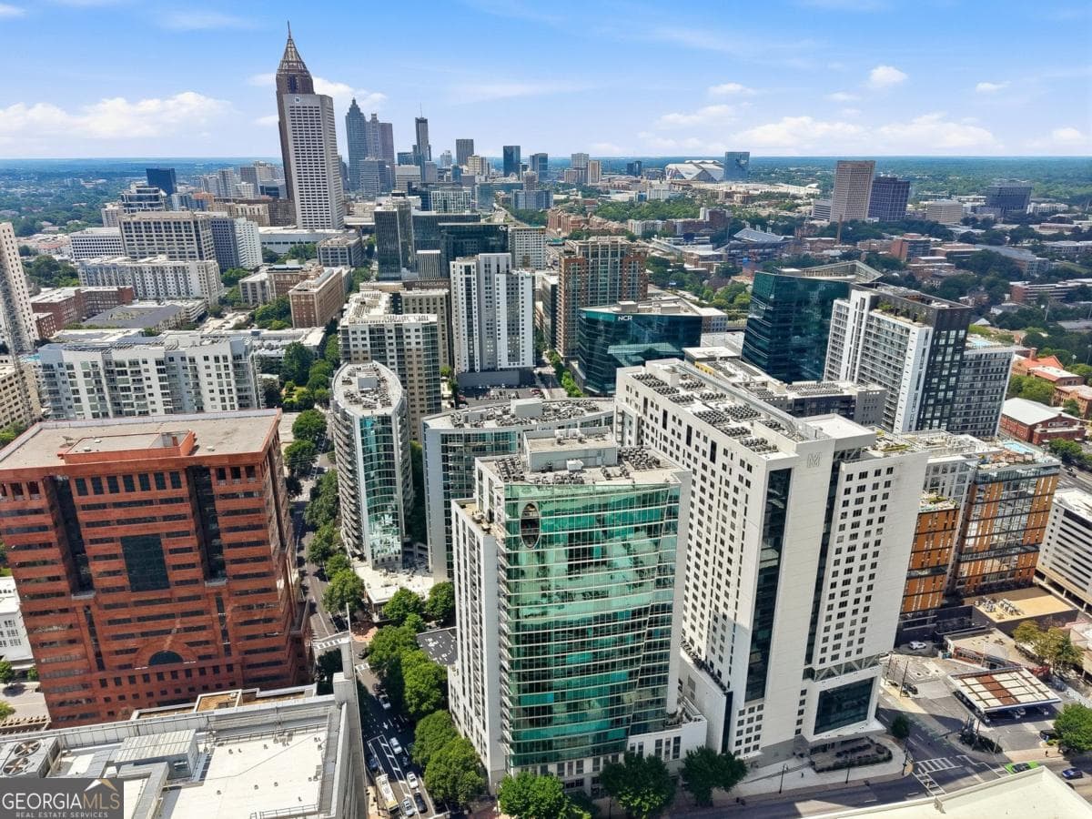 Aqua Condominiums · 20 10th Street NW # 603, Atlanta GA 30309