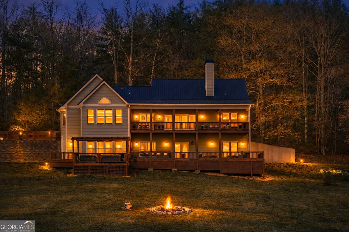 Stoneybrook · 95 Hickory Avenue, Blue Ridge GA 30513
