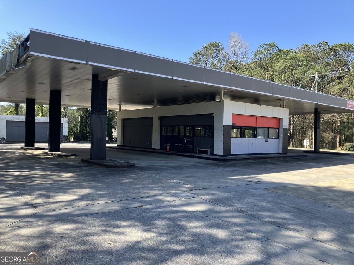 1325 Holcomb Bridge Road, Roswell GA 30076