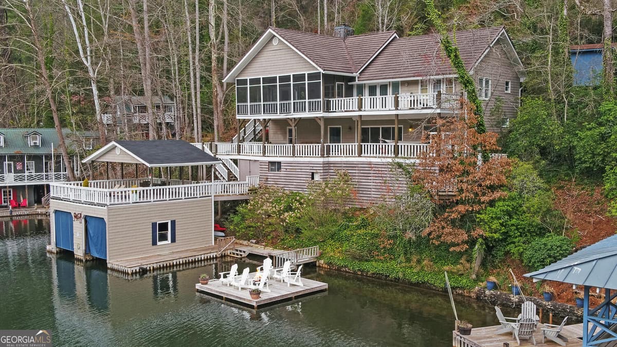 Lake Rabun · 1431 Tame Turkey Road, Lakemont GA 30552