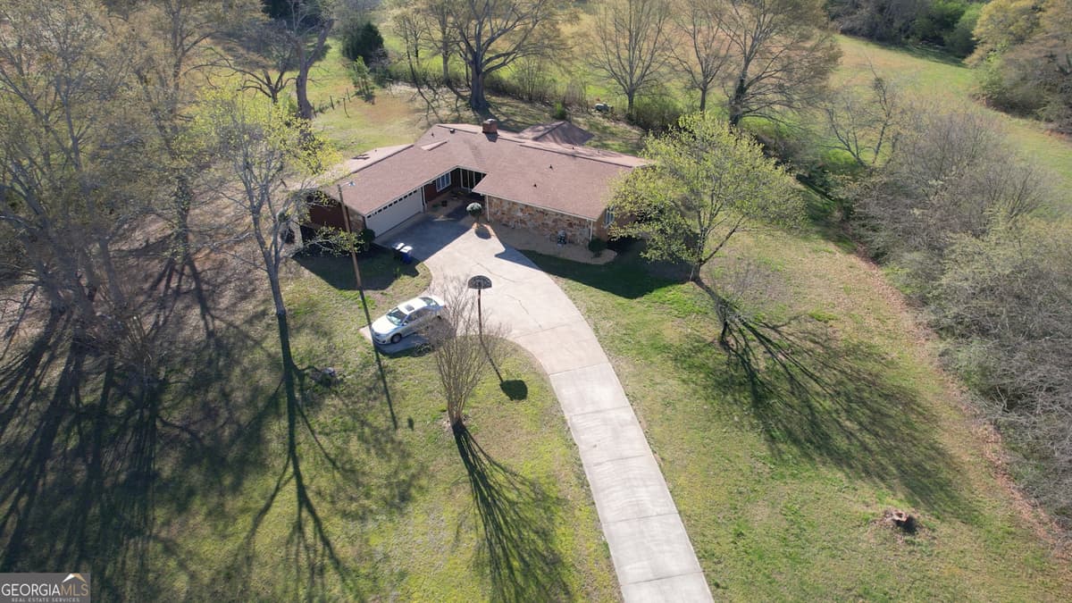 610 Loth Wages Road, Dacula GA 30019