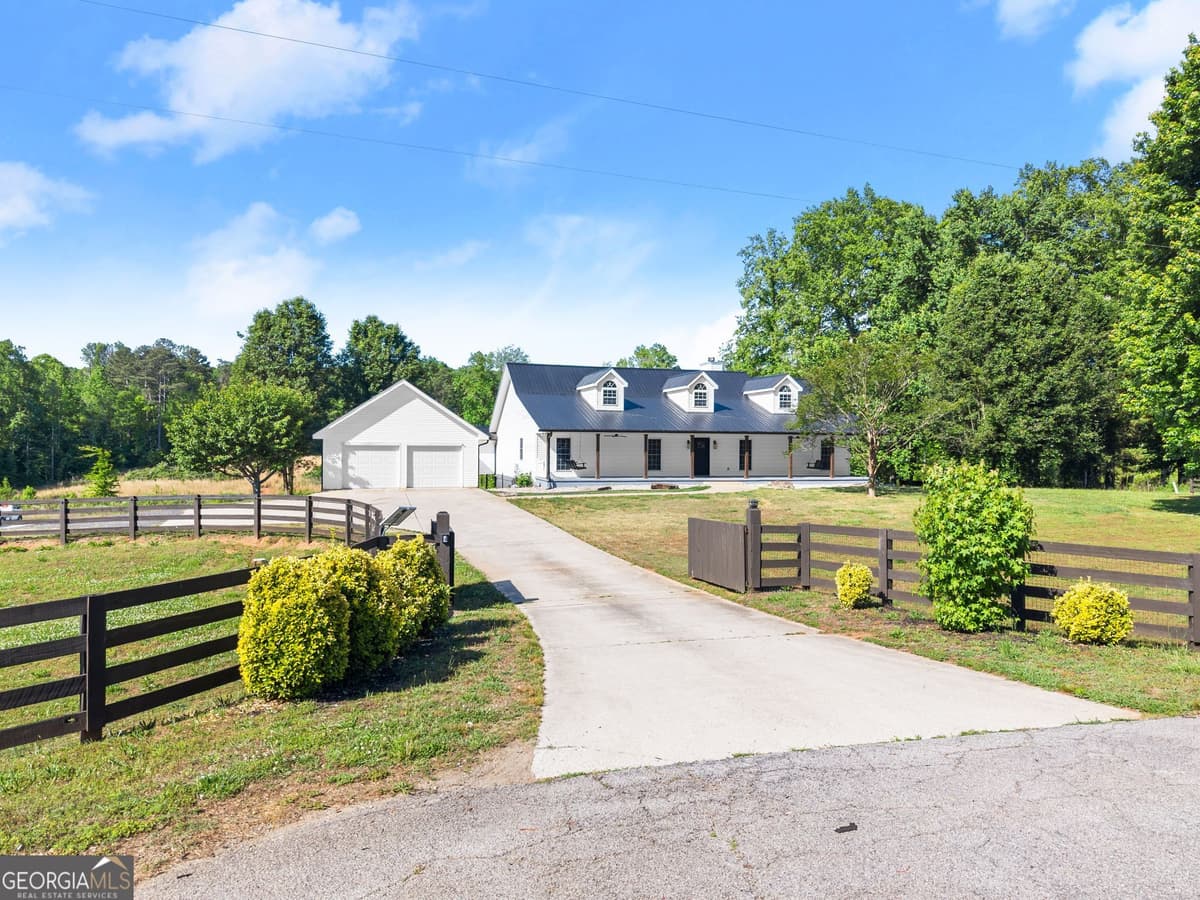 6147 Dahlonega Highway, Clermont GA 30527