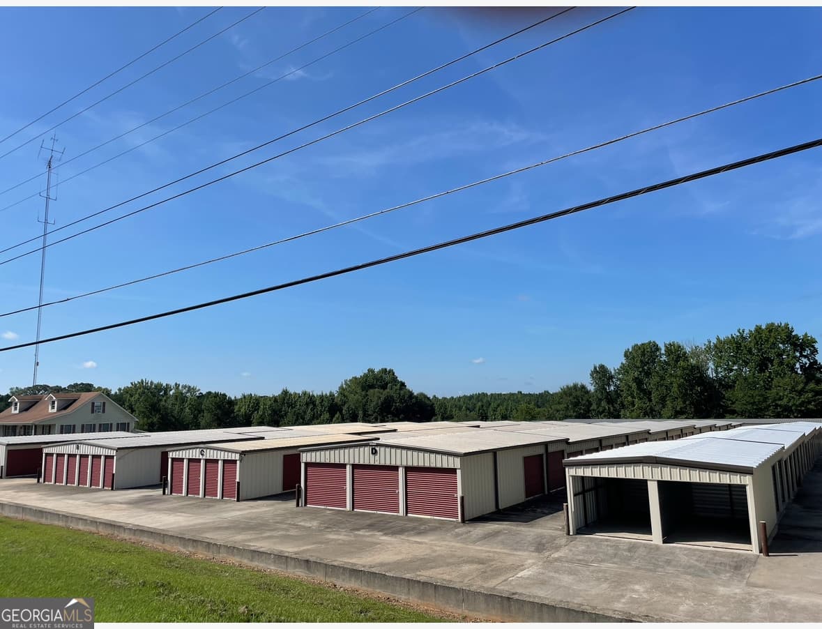 985 Veterans Parkway, Barnesville GA 30204