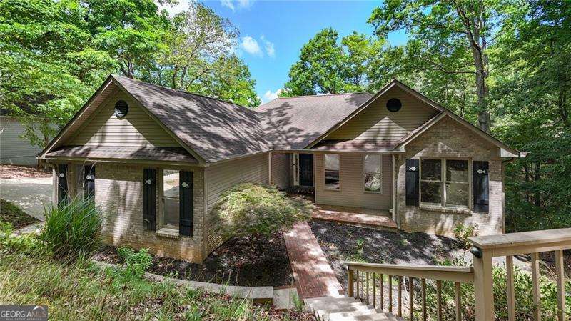 Lake Arrowhead · 122 DOUGLAS FIR Drive, Waleska GA 30183