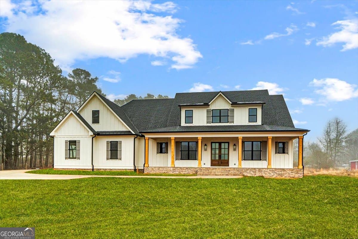 1991 Moores Ford Road, Bogart GA 30622