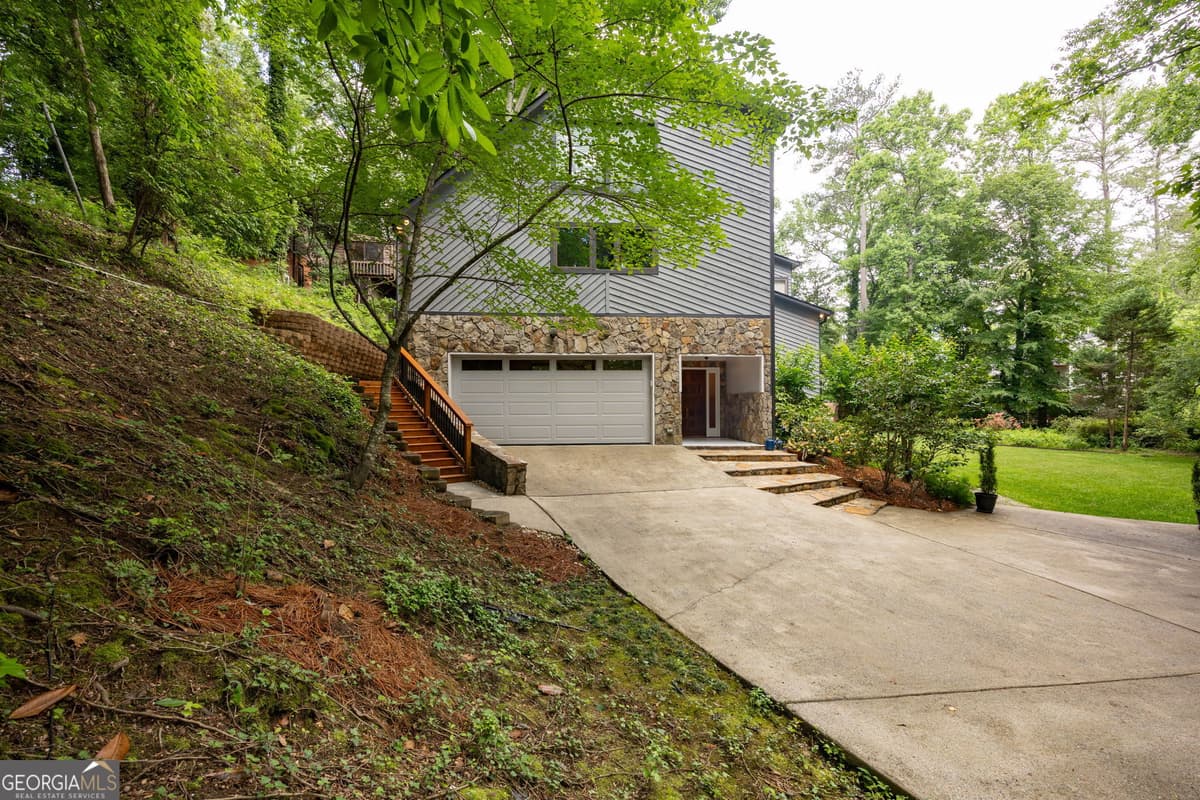 Vinings · 4328 Valley Trail Drive SE, Atlanta GA 30339