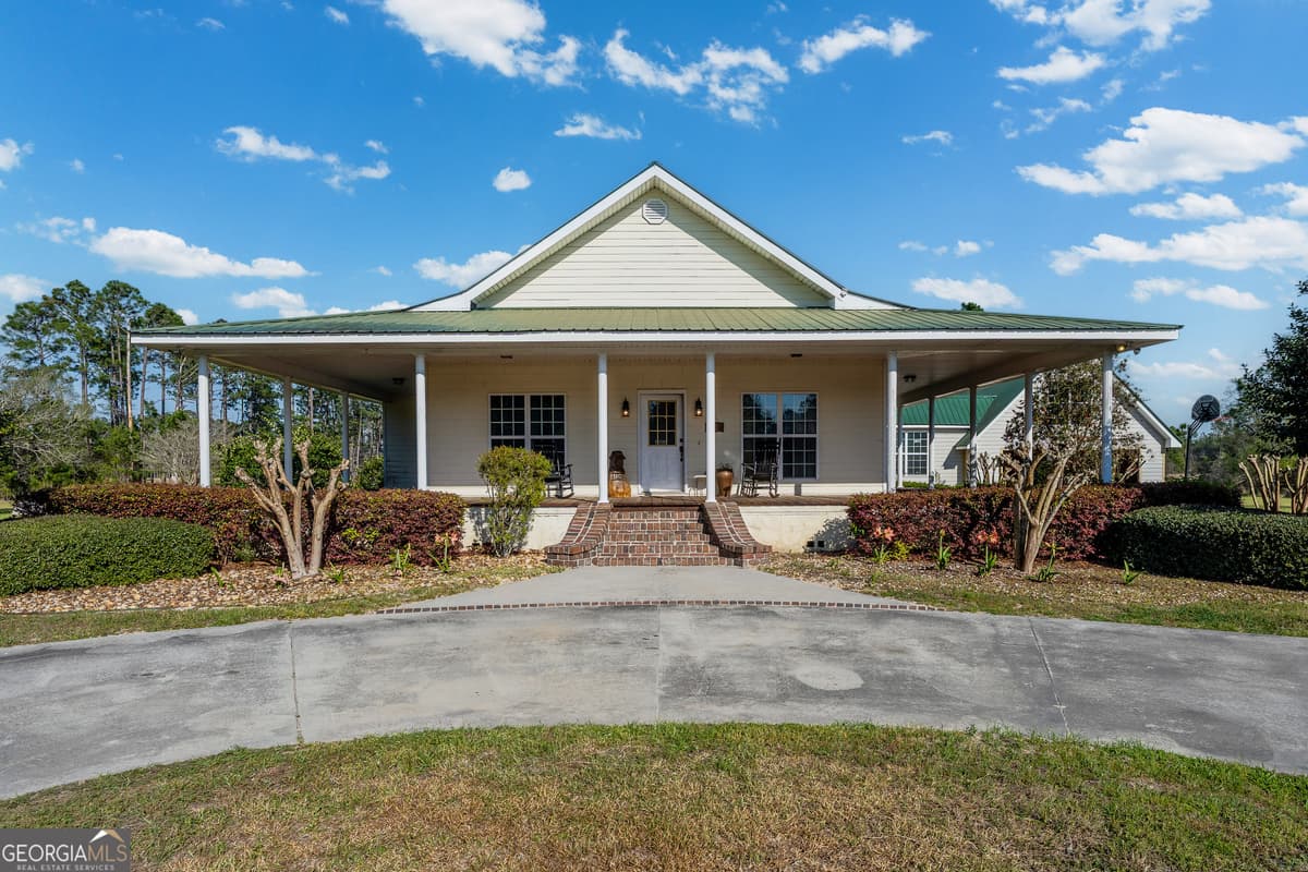 3300 CONNOR Lane, Waycross GA 31503