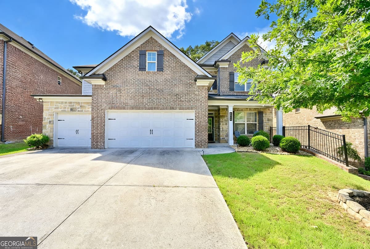 VILLAGE AT IVY CREEK PH 1 UNIT 1 · 3178 Ivy Crossing Drive, Buford GA 30519