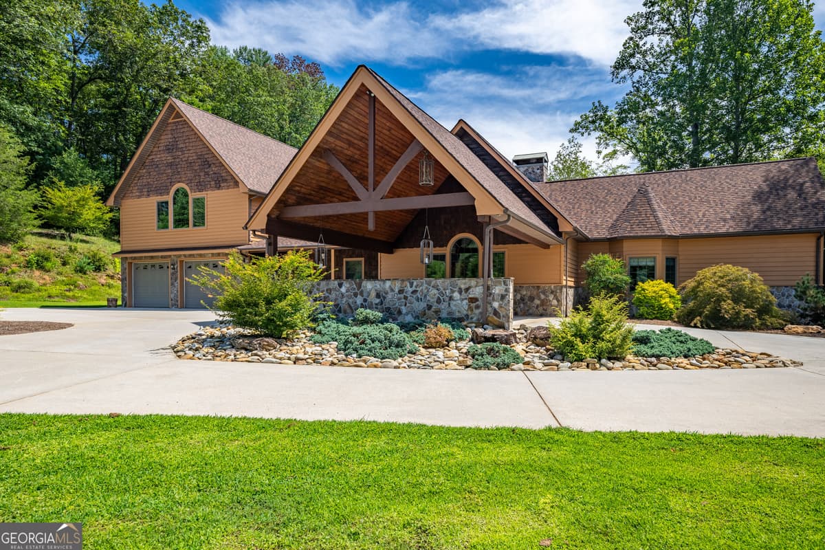 Stone Creek Crossing · 198 Stonecreek Drive, Franklin NC 28734