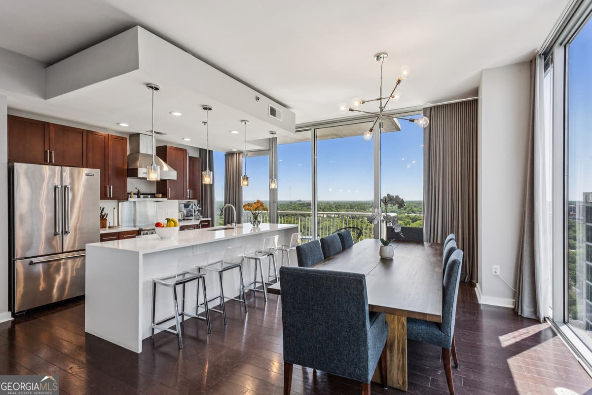 Viewpoint · 855 Peachtree Street NE # 2013, Atlanta GA 30308