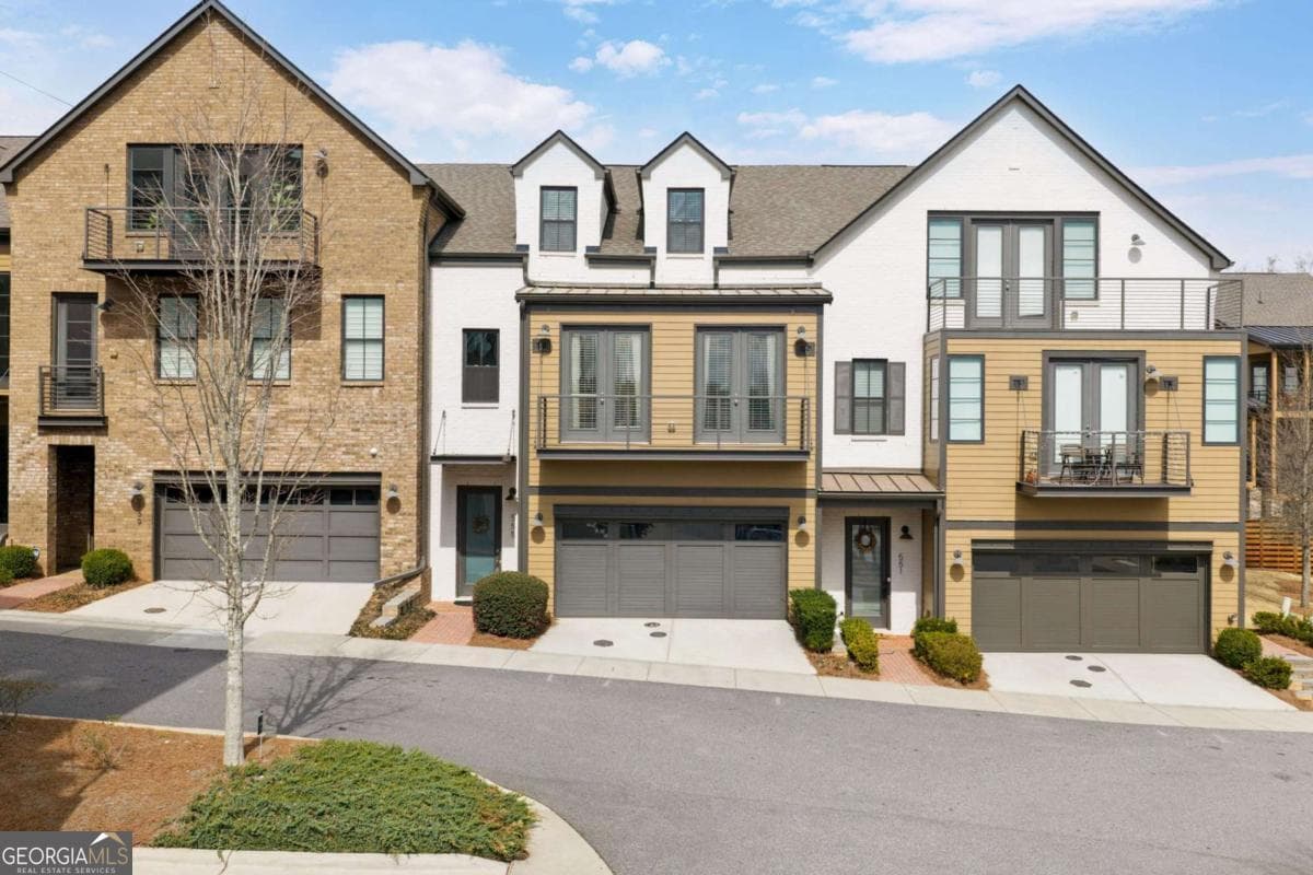 Overture at Encore · 555 Verismo Way, Alpharetta GA 30009