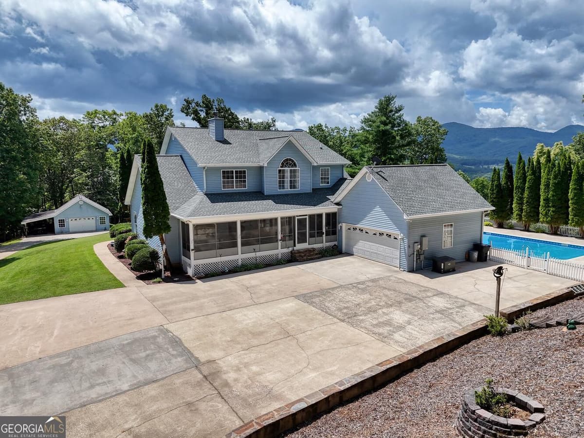 266 E Wright Road, Blairsville GA 30512