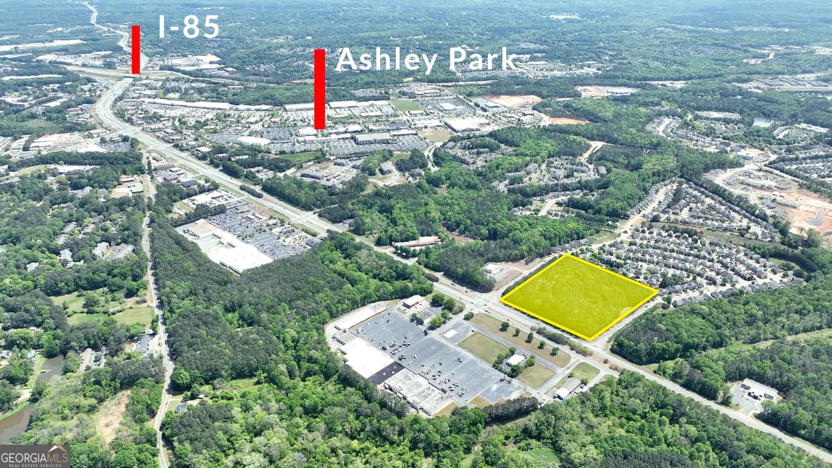 201 Bullsboro Drive, Newnan GA 30263