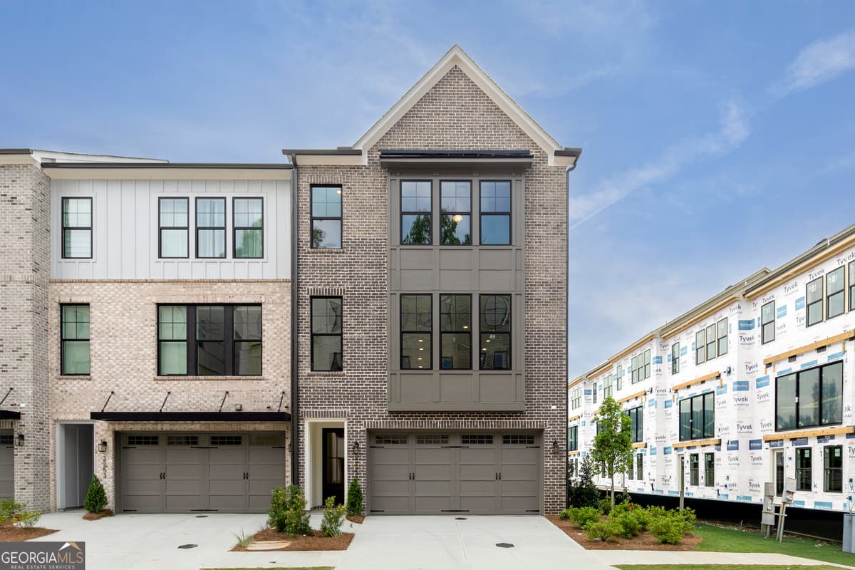 Overlook at Lenox Park · 2255 Crestview Drive # 43, Brookhaven GA 30319