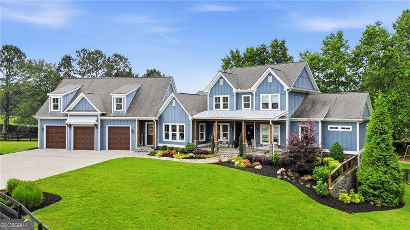 170 Farm Gate Drive, Woodstock GA 30188