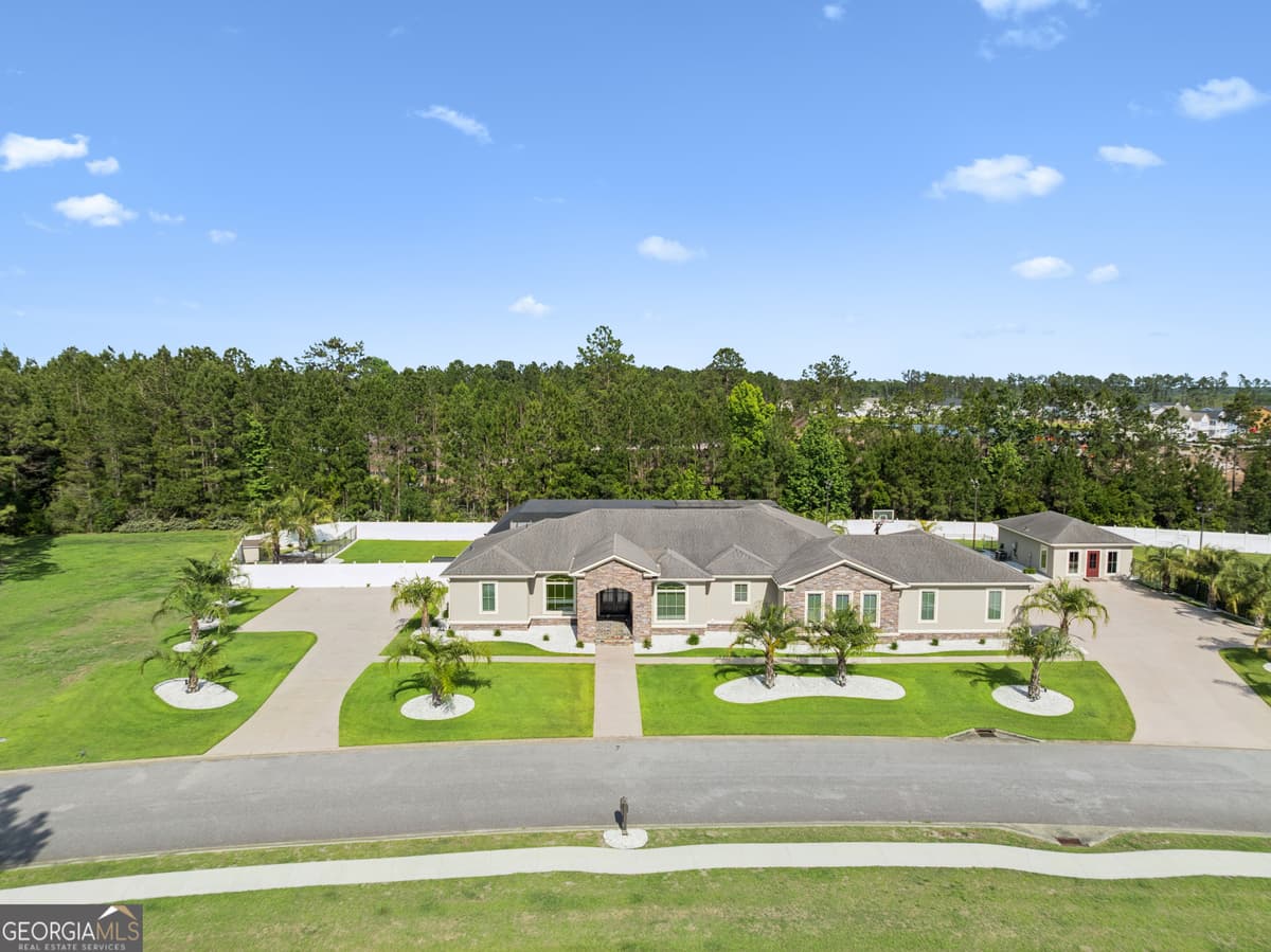 Carriage Gate · 240 Belmont Circle, Brunswick GA 31525