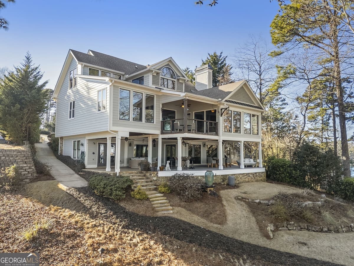 Brogdon & Garrett · 6402 Lakeview Drive, Buford GA 30518