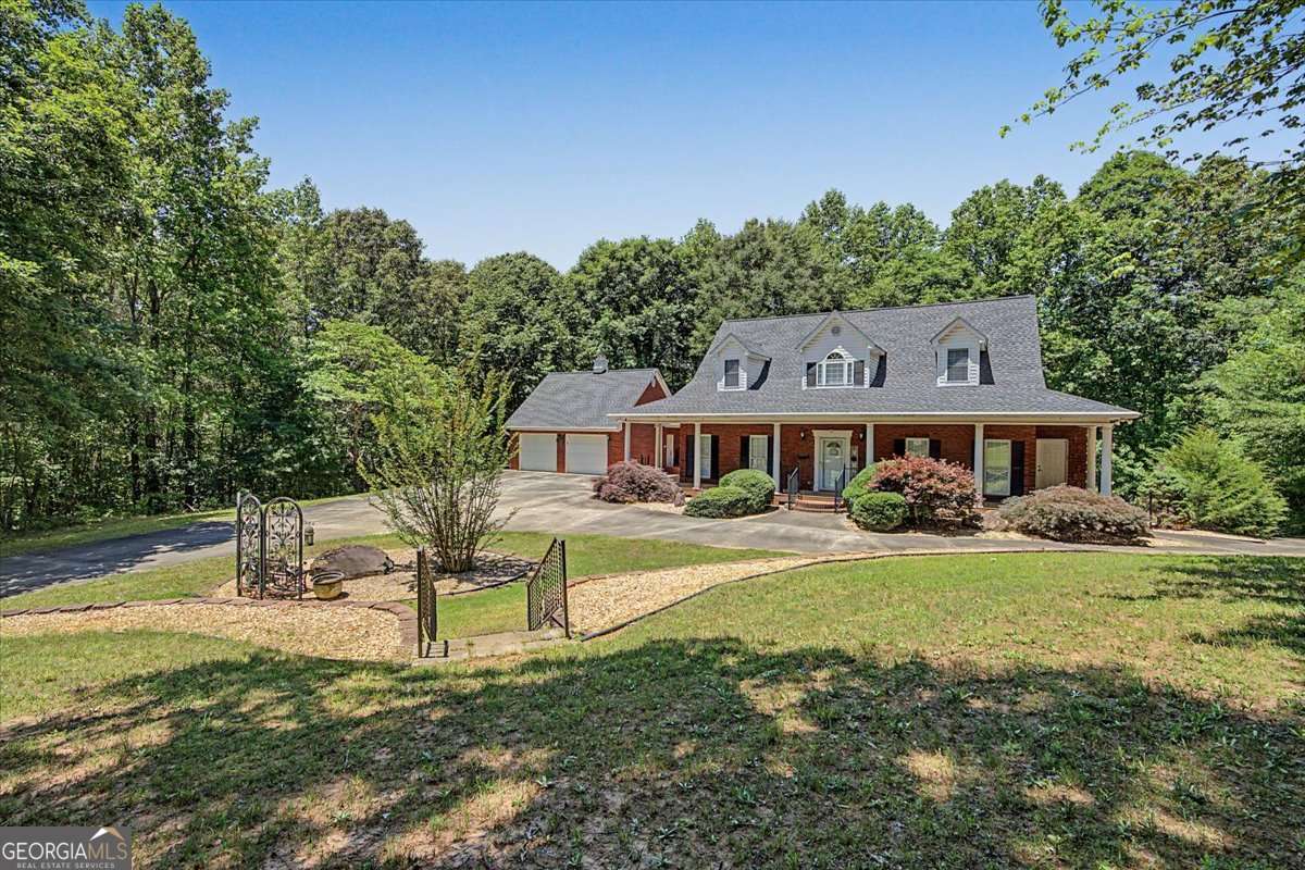 1136 Cole Lake Road, Dallas GA 30157