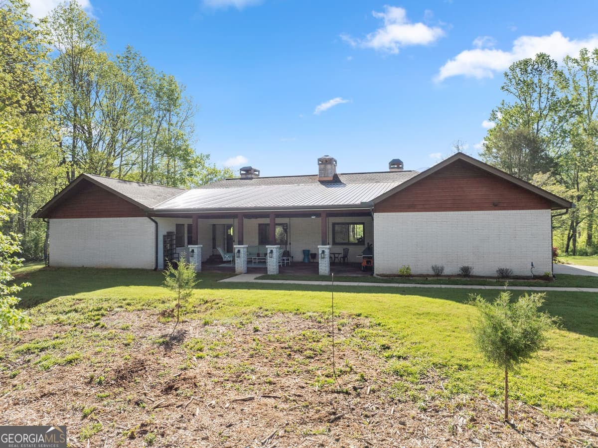 153 Trackrock Gap Road, Blairsville GA 30512