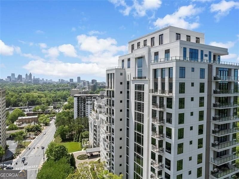 Graydon Buckhead · 2520 Peachtree Road NW # 1603, Atlanta GA 30305