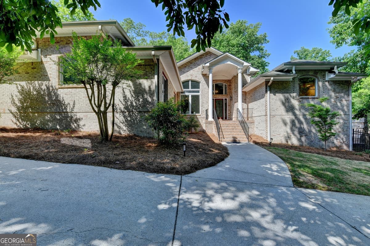 6640 Shady Grove Road, Cumming GA 30041