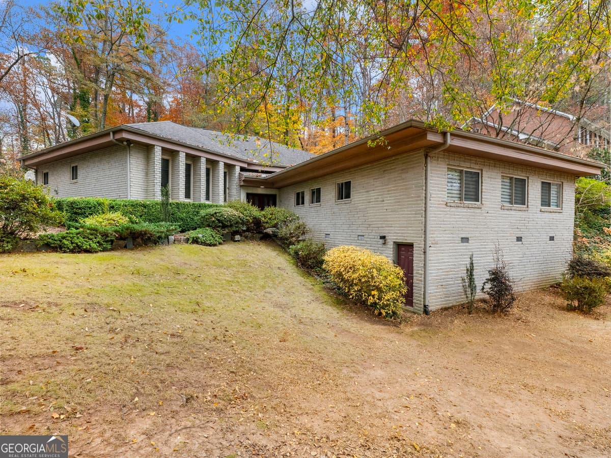 Briarcliff Woods East · 2153 Starfire Drive NE, Atlanta GA 30345
