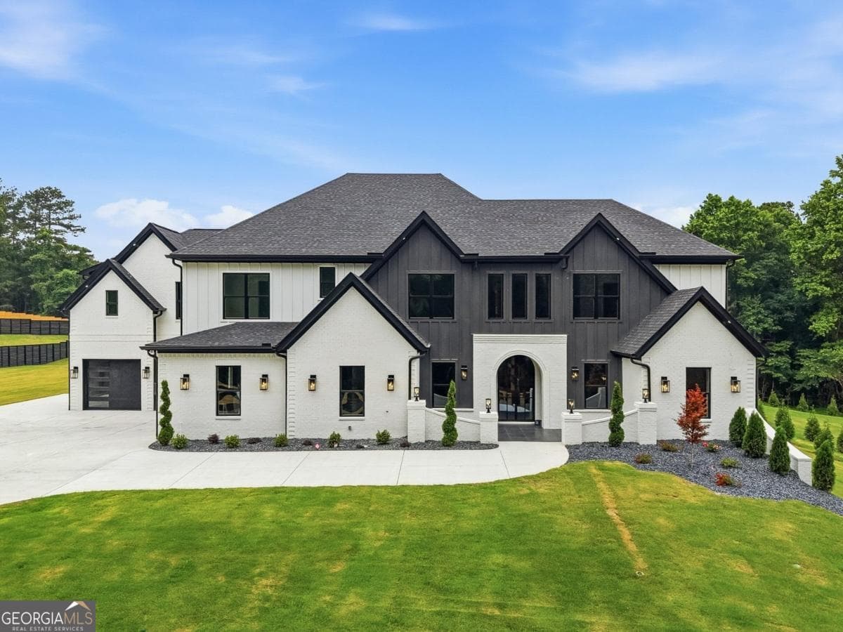 3205 Thompson Mill Road, Buford GA 30519