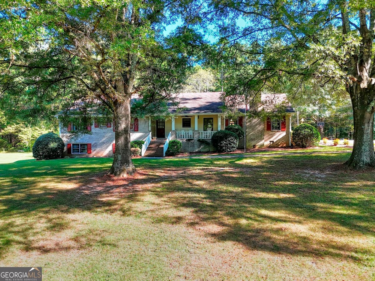 3520 Tom Brewer Road, Loganville GA 30052