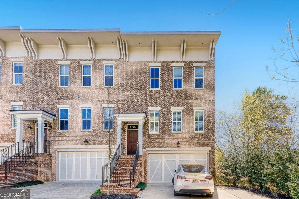 Defoors Ferry Townhomes · 1196 John Collier Road # 1196, Atlanta GA 30318