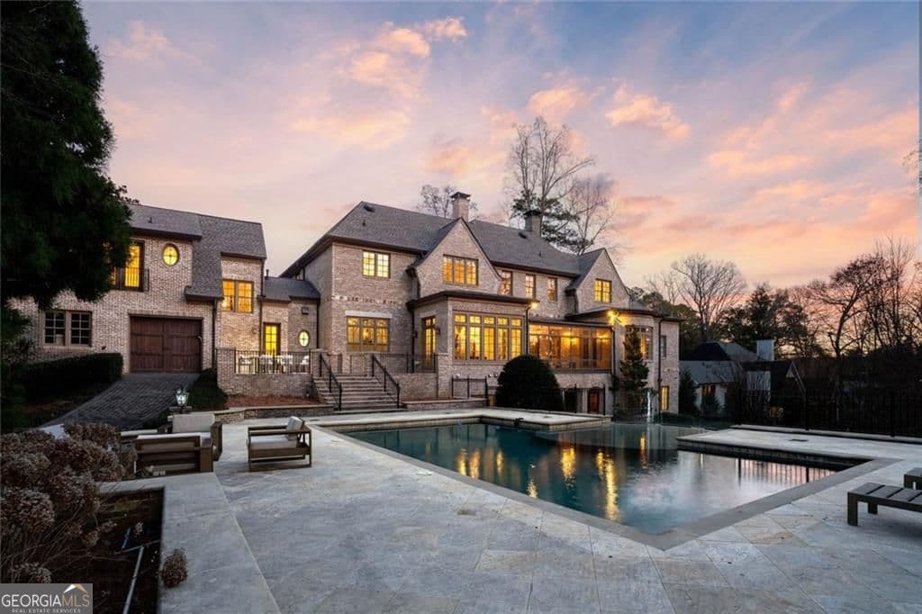 Chastain Park · 4076 Glen Devon Drive NW, Atlanta GA 30327