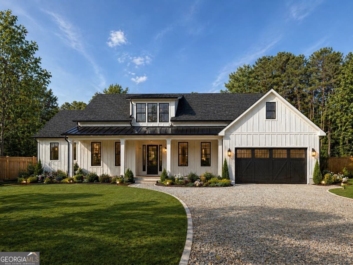 1748 Pucketts Drive, Lilburn GA 30047