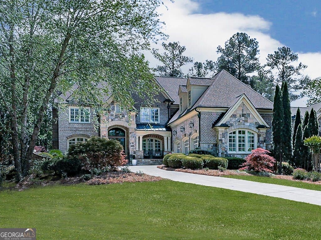 Governors Towne Club · 6327 Howell Cobb Court, Acworth GA 30101