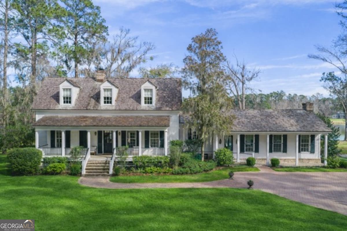 Ford Field and River Club · 437 Belted Kingfisher Lane, Richmond Hill GA 31324